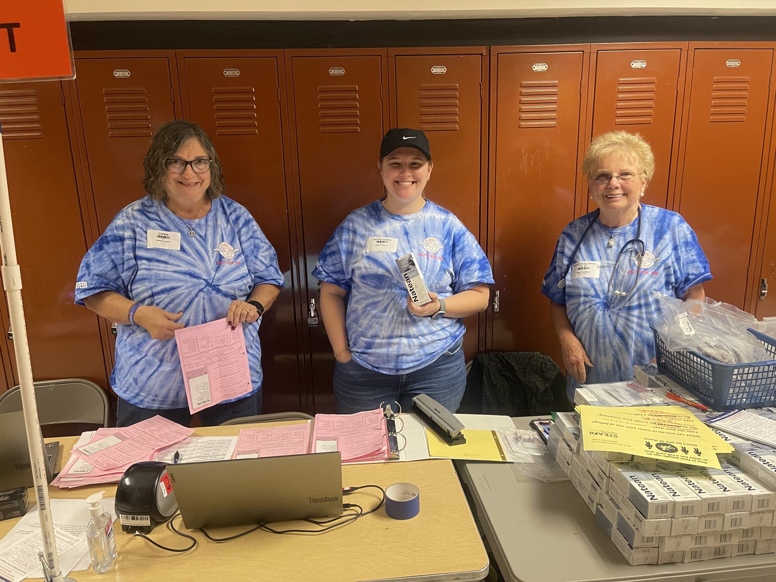 Aleah Hall (center) poses with RAM volunteers at 2023 clinic
